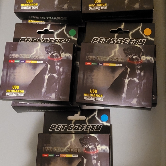 Dog collar - Picture 1 of 3